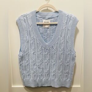 Light Blue Medium Abercrombie & Fitch Cable Vest